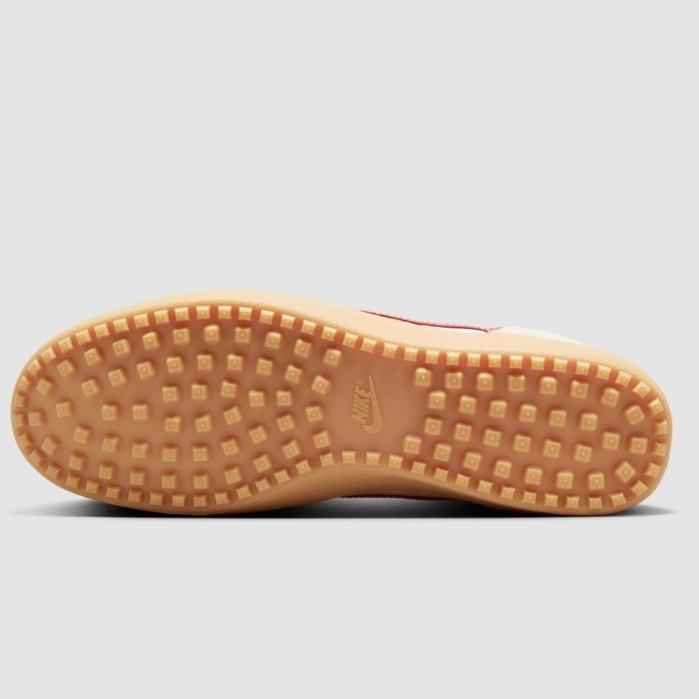 Nike Men's Field General Sneaker, Size 13 US, Retail Price $100.00 USD - Picture 2 of 16